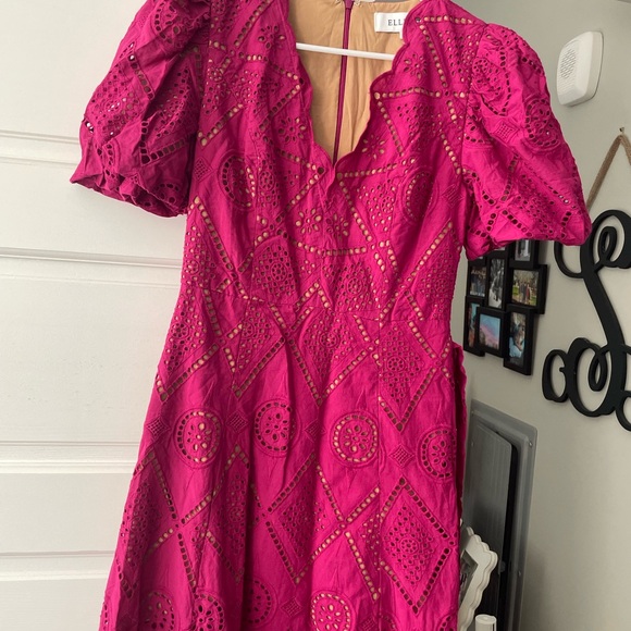 Elliatt Dress size small NWT never worn - ordered for a wedding & did not wear - Picture 2 of 9